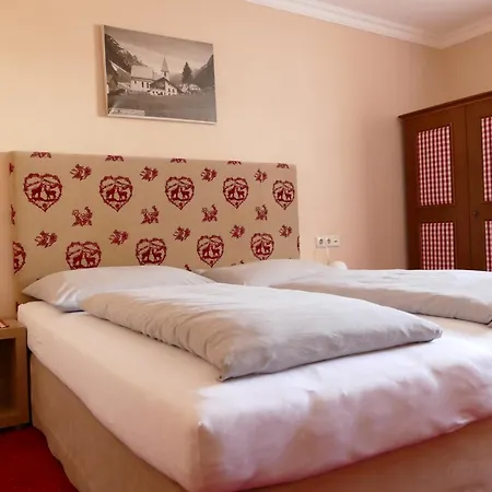 Dorfplatzl Pitztal Plangeross