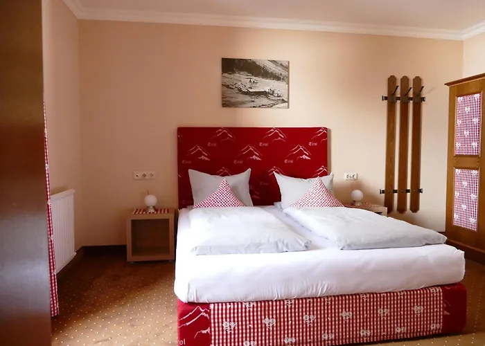 Dorfplatzl Pitztal Casa de hóspedes Plangeross