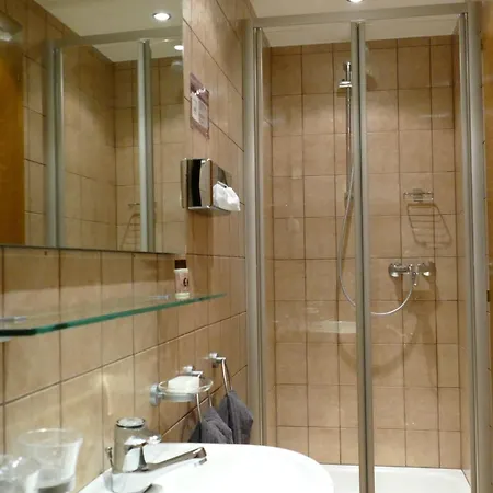 Dorfplatzl Pitztal Plangeross